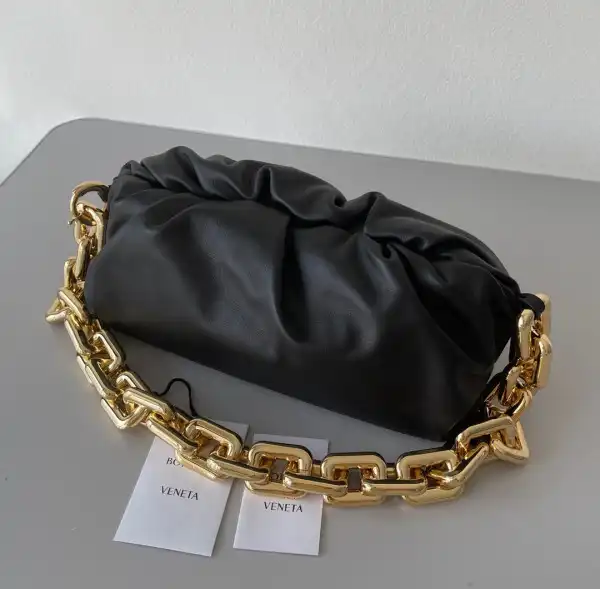 Frstbag ru BOTTEGA VENETA THE CHAIN POUCH