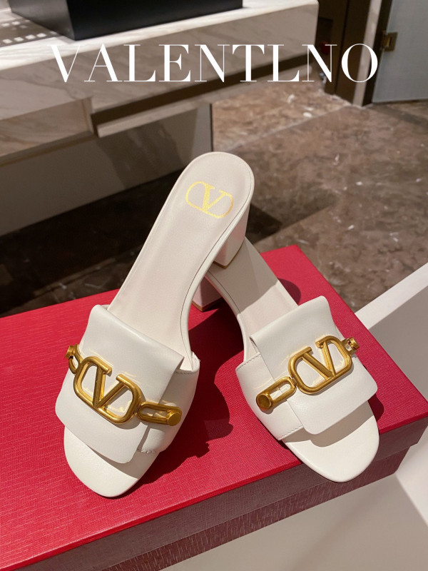 HOT SALE VALENTINO VLOGO SIGNATURE SLIDE SANDAL