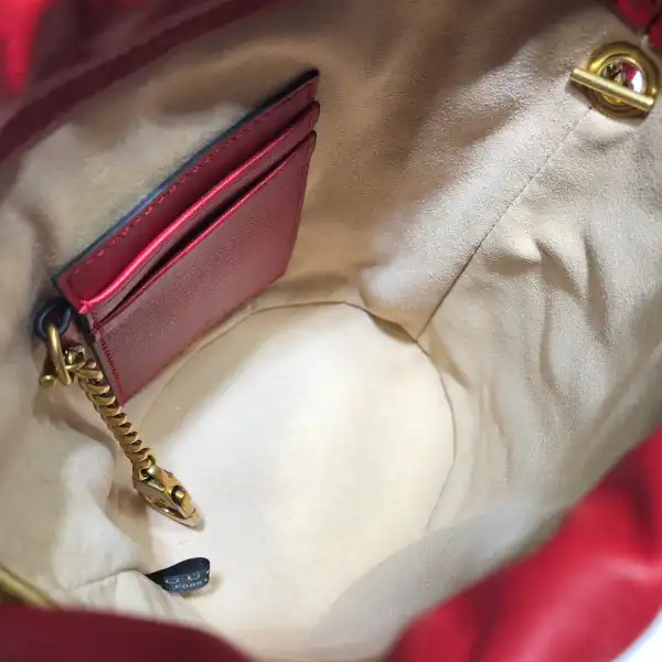 Affordable GUCCI GG Marmont mini bucket bag