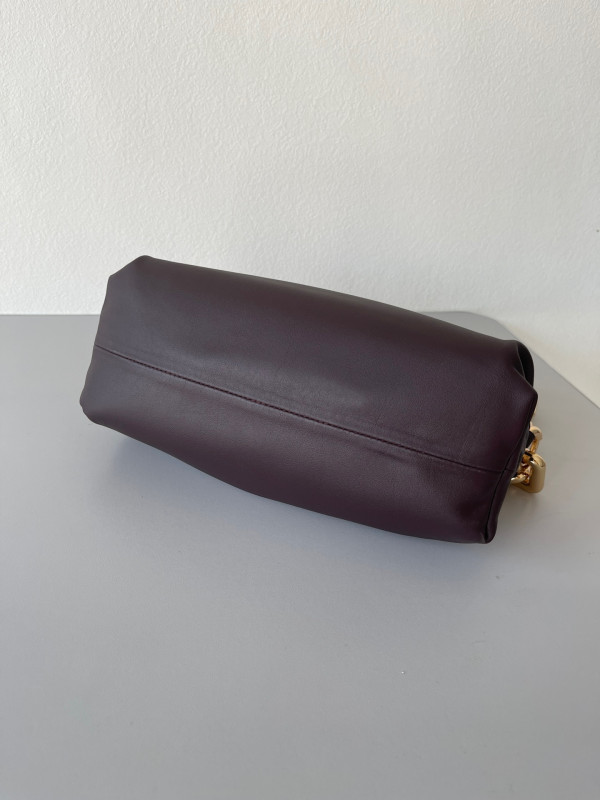 HOT SALE BOTTEGA VENETA THE CHAIN POUCH