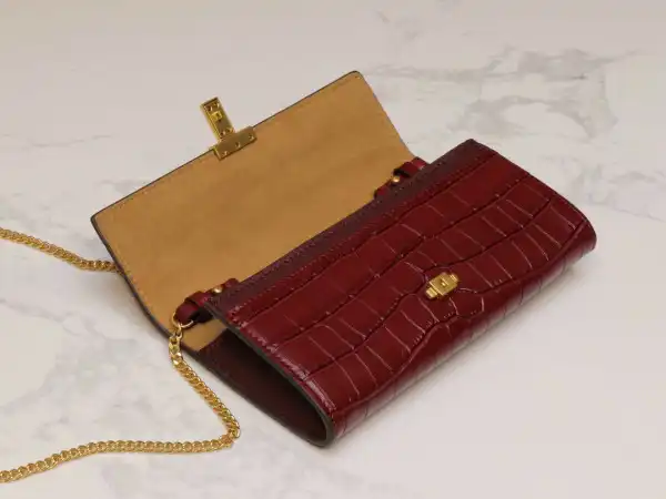 Bagsoffer yupoo TORY BURCH CHAIN WALLET