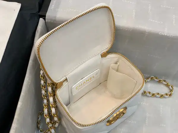 Frstbag ru CHANEL SMALL VANITY WITH CHAIN