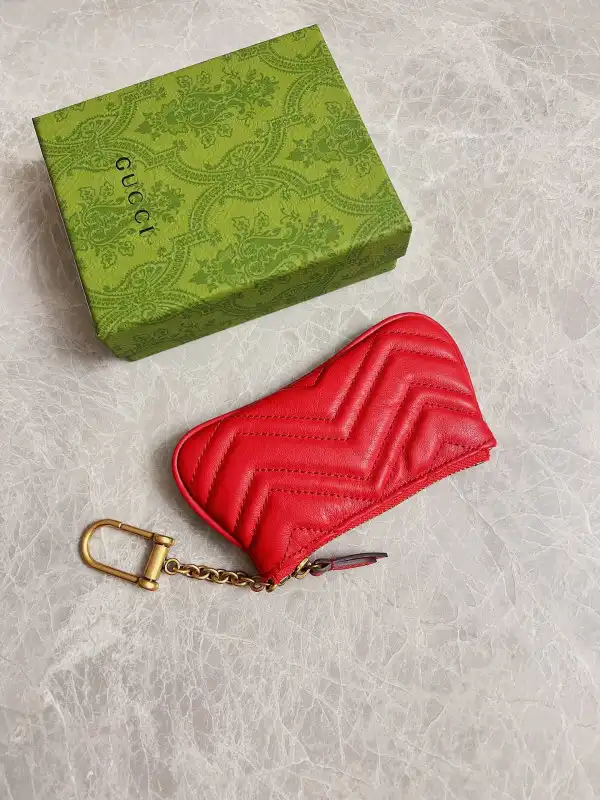 Affordable Gucci GG Marmont matelassé key case