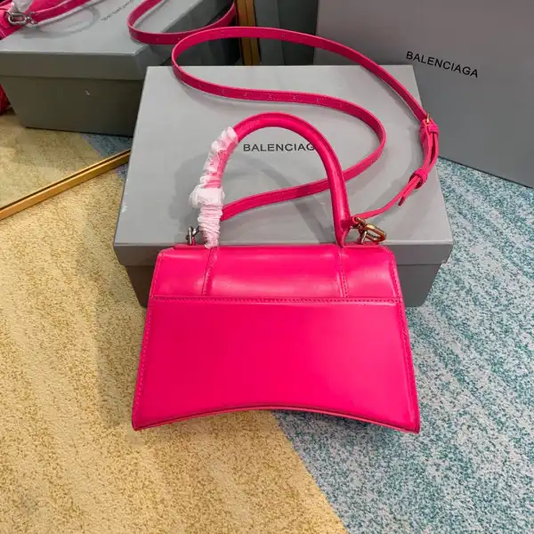 Bagsoffer BALENCIAGA HOURGLASS