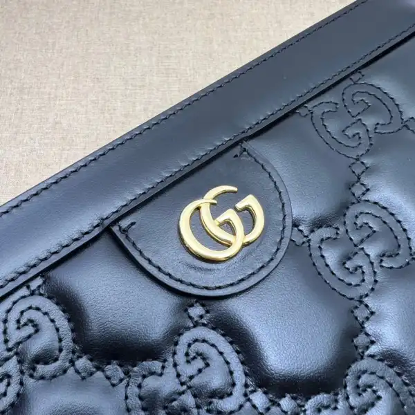 GUCCI GG matelassé leather shoulder bag