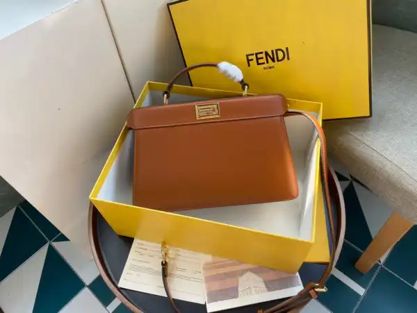 Frstbag ru FENDI PEEKABOO ISEEU EAST-WEST