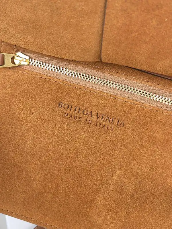 BOTTEGA VENETA MINI ARCO