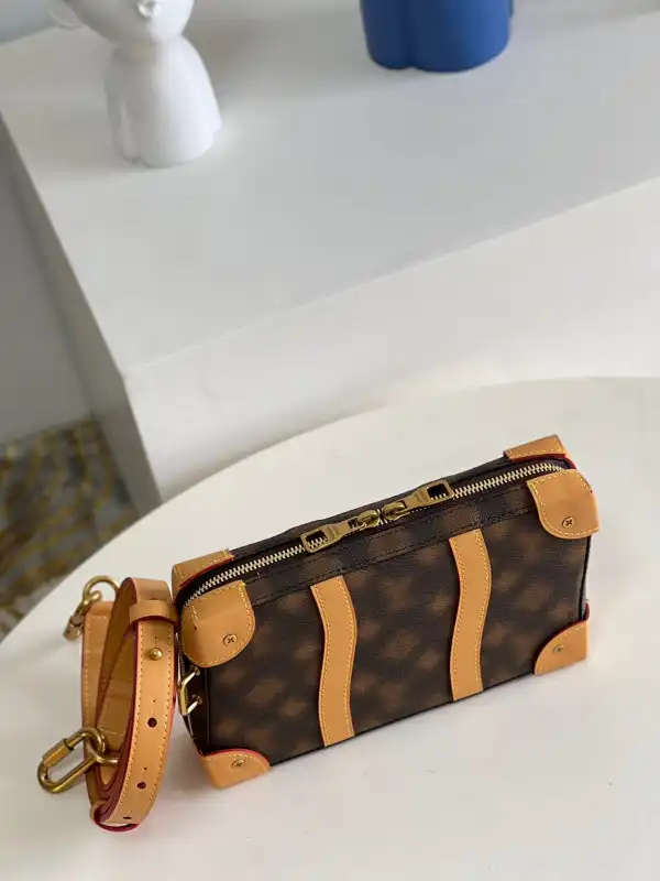 TO LOUIS VUITTON SOFT TRUNK