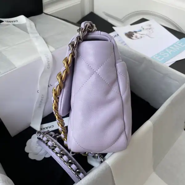 Firstbag Ru CHANEL 19 FLAP BAG