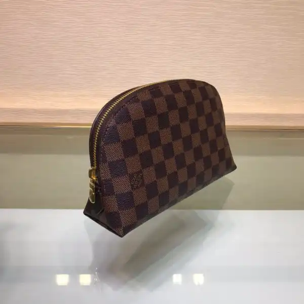 Aaa replica ru LOUIS VUITTON COSMETIC POUCH GM