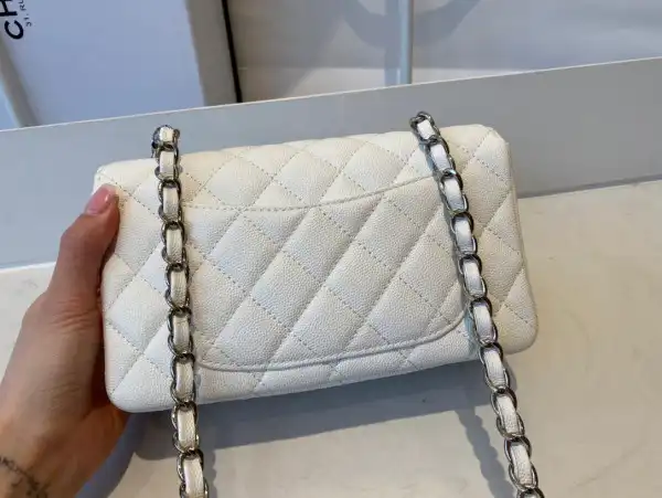 Firstbag Ru CHANEL FLAP BAG 20CM