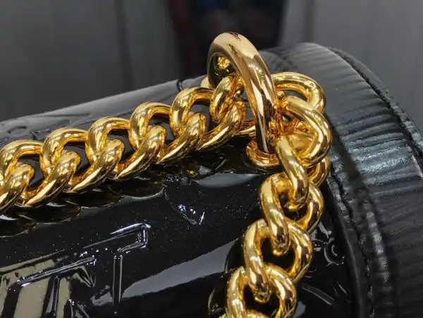 Aaa replica ru LOUIS VUITTON WYNWOOD