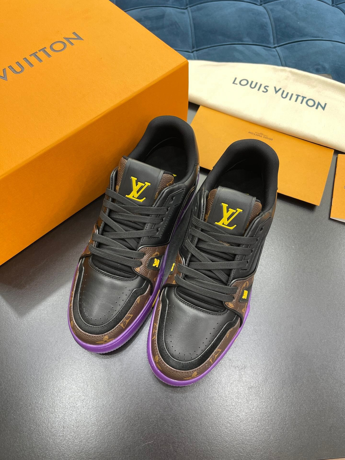 HOT SALE LOUIS VUITTON TRAINER SNEAKER