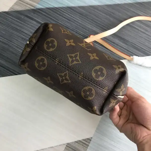 Louis Vuitton TURENNE