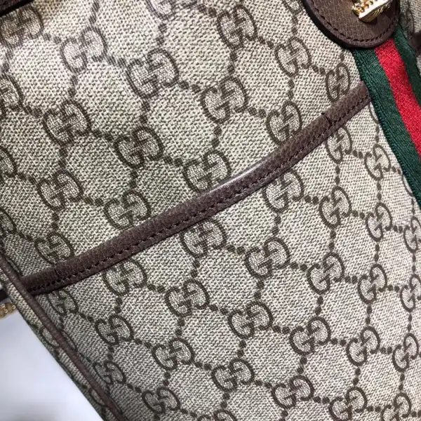 Frstbag ru Gucci Rajah medium bucket bag