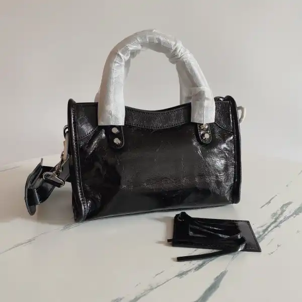 Bagsoffer BALENCIAGA CLASSIC CITY