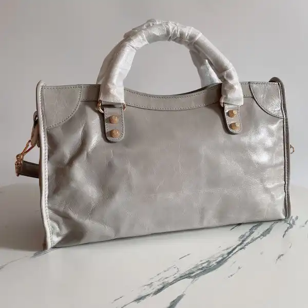 Bagsoffer BALENCIAGA CLASSIC CITY