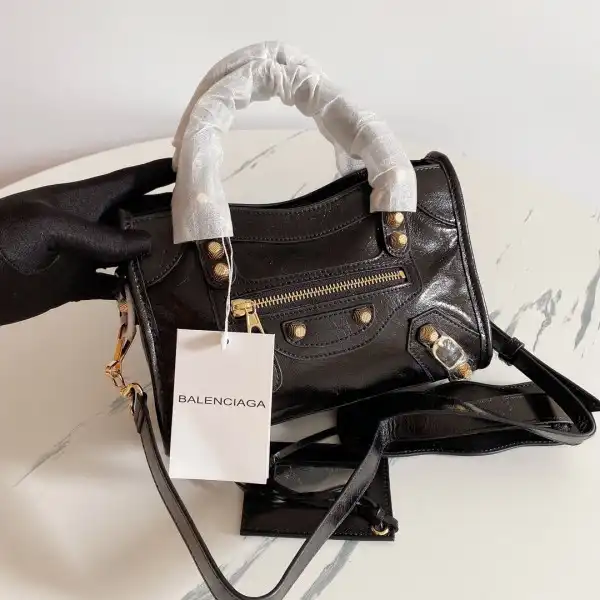 Bagsoffer yupoo BALENCIAGA CLASSIC CITY