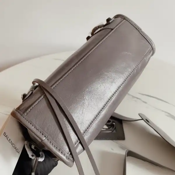 First bag ru BALENCIAGA CHANELASSIC CITY