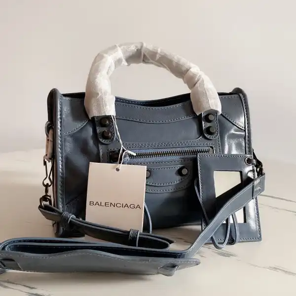 Firstbag Ru BALENCIAGA CHANELASSIC CITY