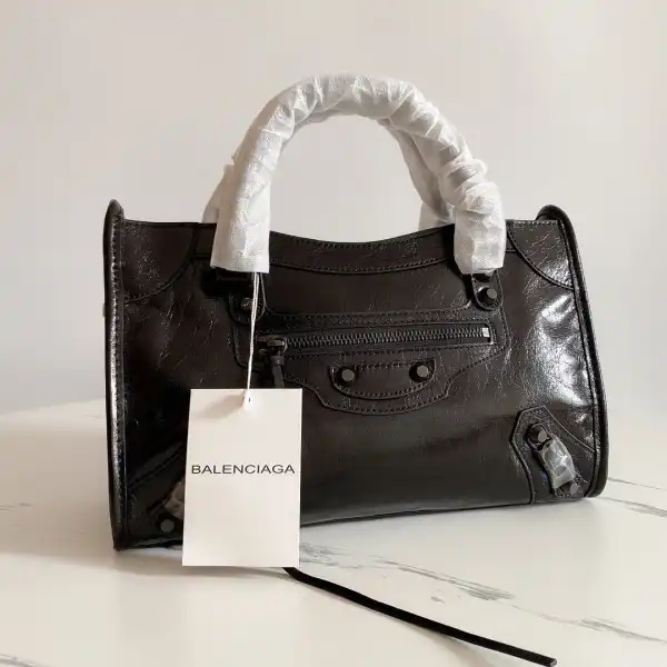 Bagsoffer BALENCIAGA CLASSIC CITY