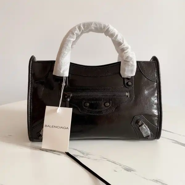 Firstbag Ru BALENCIAGA CHANELASSIC CITY