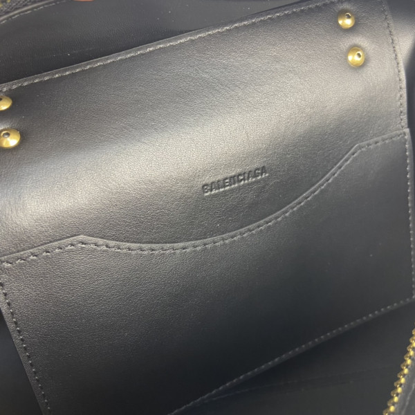 BALENCIAGA NEO CLASSIC SMALL TOP HANDLE BAG