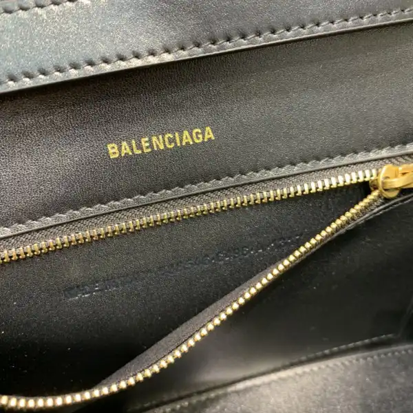 BALENCIAGA  HOURGLASS CHAIN BAG