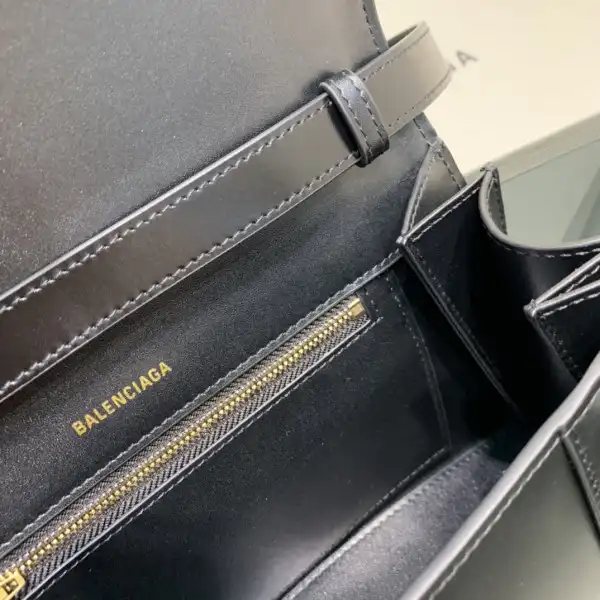 BALENCIAGA  HOURGLASS CHAIN BAG