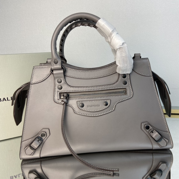 BALENCIAGA NEO CLASSIC SMALL TOP HANDLE BAG