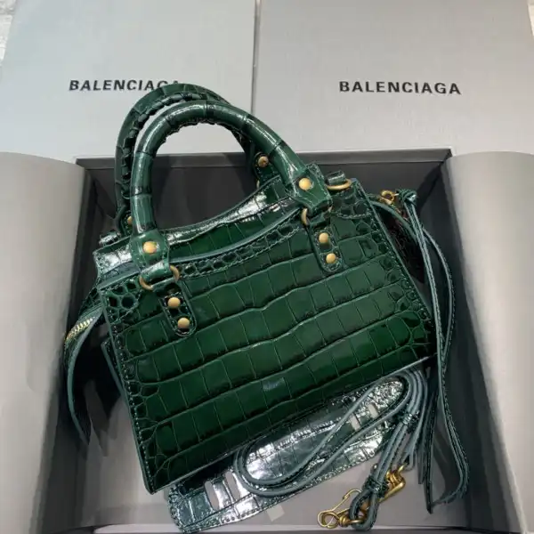 Frstbag ru BALENCIAGA NEO CHANELASSIC MINI TOP HANDLE BAG