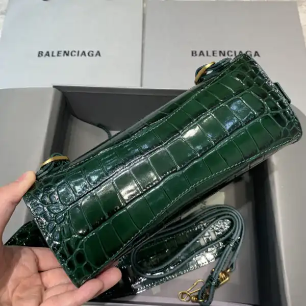 Frstbag ru BALENCIAGA NEO CHANELASSIC MINI TOP HANDLE BAG