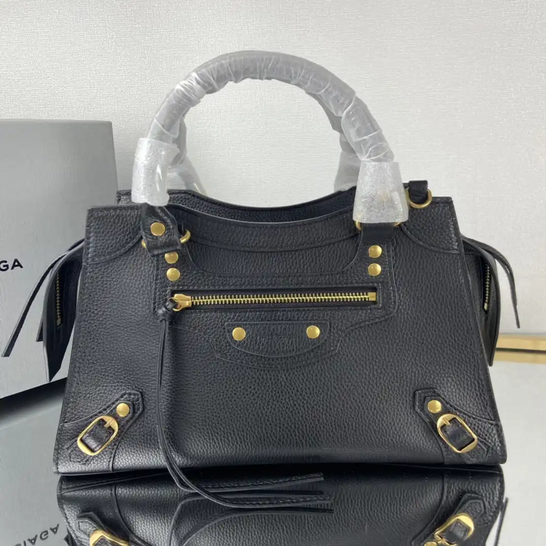 BALENCIAGA NEO CLASSIC SMALL TOP HANDLE BAG