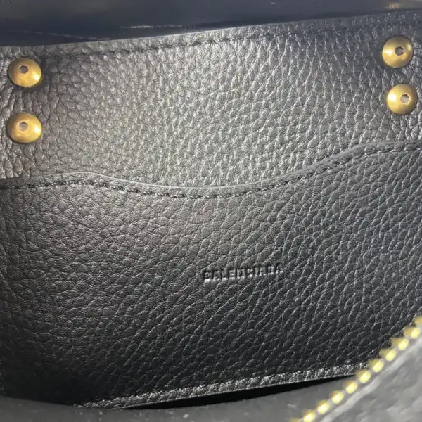 Yupoo bagsoffer BALENCIAGA NEO CLASSIC MINI TOP HANDLE BAG