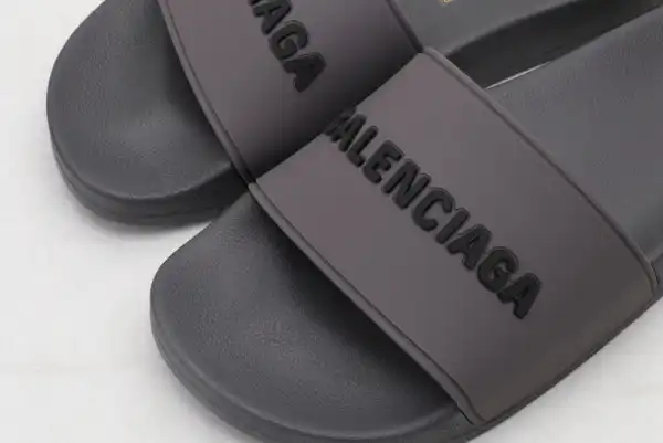 BALENCIAGA POOL SLIDE SANDAL