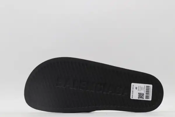 Bagsoffer BALENCIAGA POOL SLIDE SANDAL