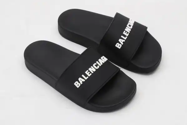 Yupoo bagsoffer BALENCIAGA POOL SLIDE SANDAL