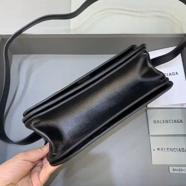 First bag ru BALENCIAGA WOMEN'S GOSSIP