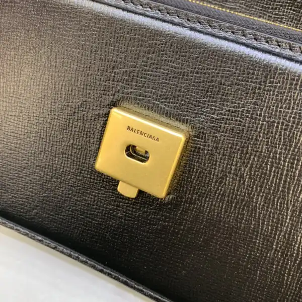 First bag ru BALENCIAGA WOMEN'S GOSSIP