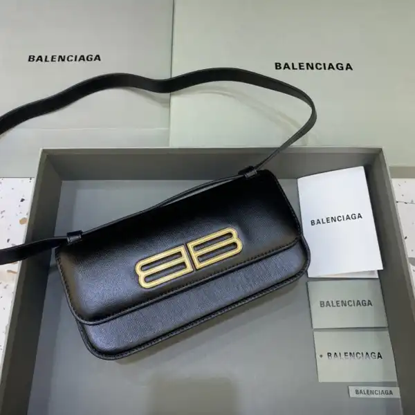 First bag ru BALENCIAGA WOMEN'S GOSSIP