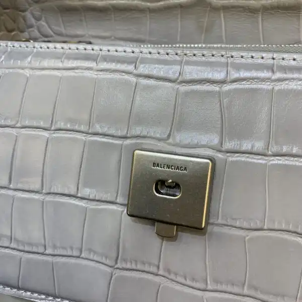 First Bag Ru BALENCIAGA WOMEN'S GOSSIP