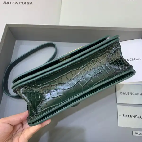 First bag ru BALENCIAGA WOMEN'S GOSSIP