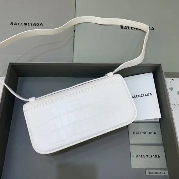 First bag ru BALENCIAGA WOMEN'S GOSSIP