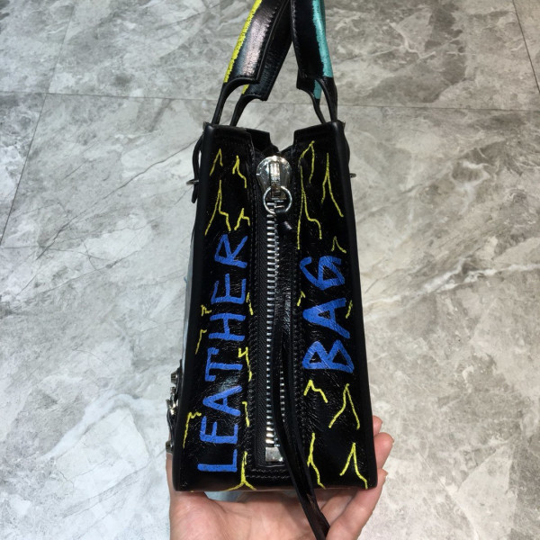 HOT SALE BALENCIAGA CLASSIC CITY GRAFFITI