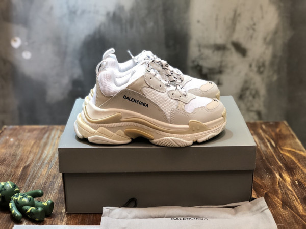 HOT SALE BALENCIAGA TRIPLE S