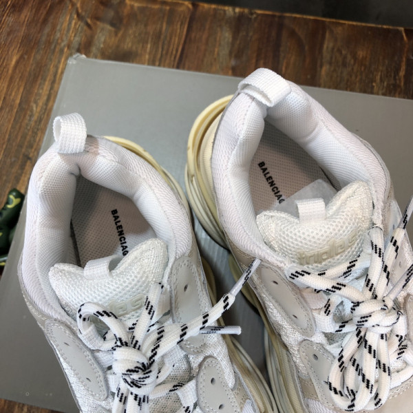 HOT SALE BALENCIAGA TRIPLE S