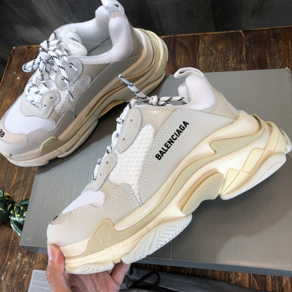 HOT SALE BALENCIAGA TRIPLE S