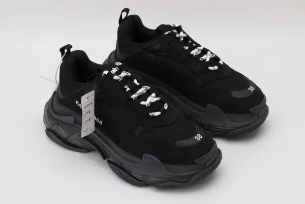 Bagsoffer yupoo BALENCIAGA TRIPLE S