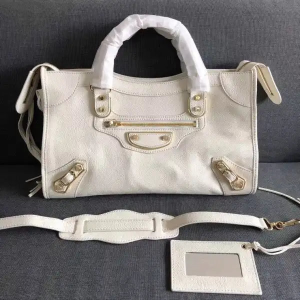 Frstbag ru BALENCIAGA CHANELASSIC CITY