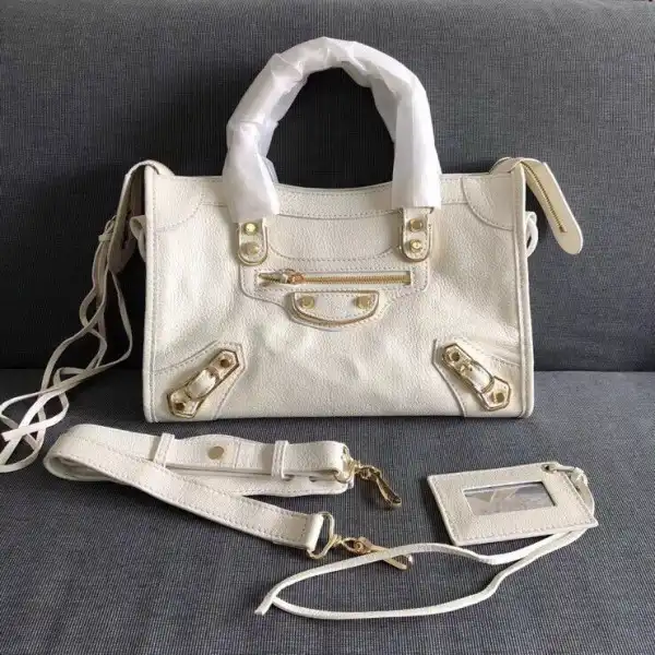 Frstbag ru BALENCIAGA CHANELASSIC CITY